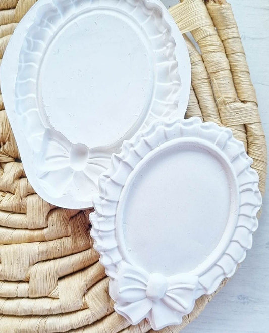 Molde moldura oval c/ laço peq.