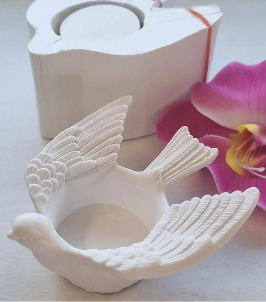 Porta-vela em forma de pomba 3D branca, com cavidade circular para vela