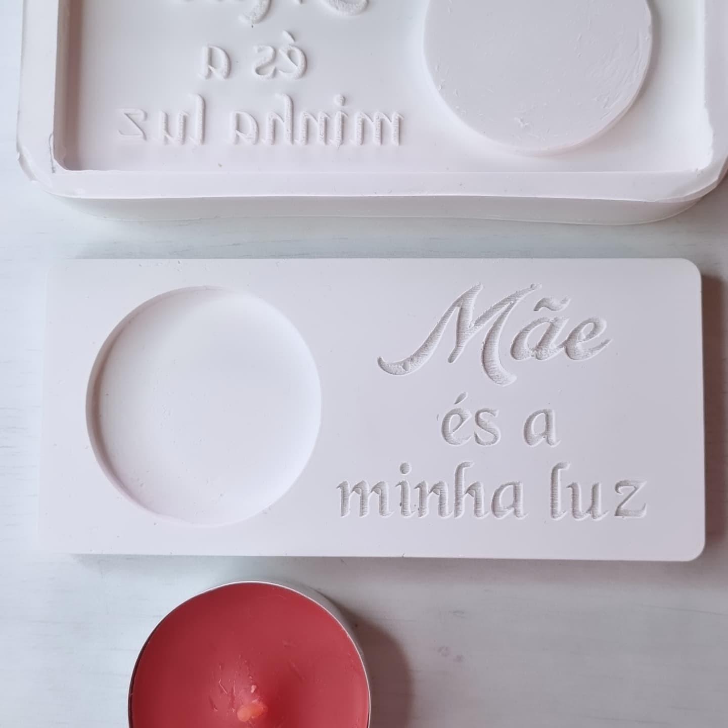 Molde de silicone para velas com cavidade redonda e texto em relevo Mãe