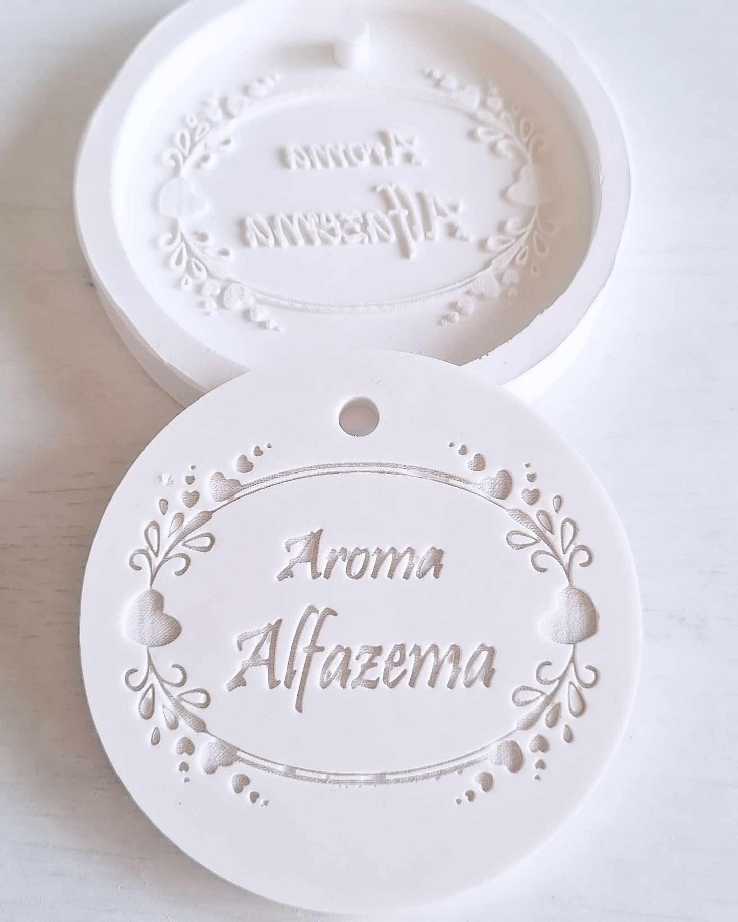 Molde de aroma redondo com relevo “Aroma Alfazema” e moldura ornamental