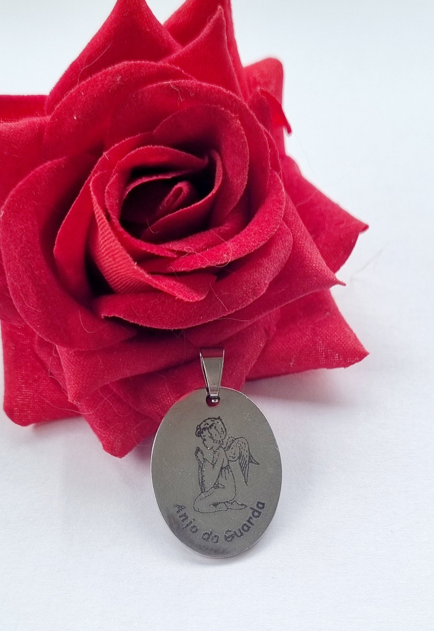 Medalha prateada anjo da guarda