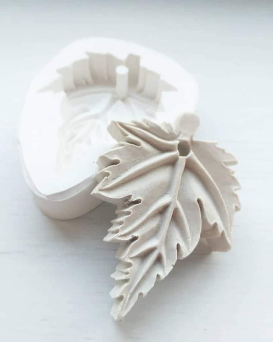 Molde Folha c/ furo - CHEIRALFAZEMA