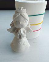 Molde 3D de anjo princesa a rezar, figura branca com asas e mãos em prece