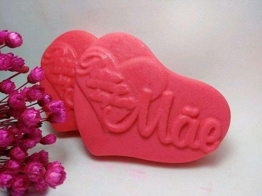 Molde de coração em silicone vermelho com relevo “Super Mãe”