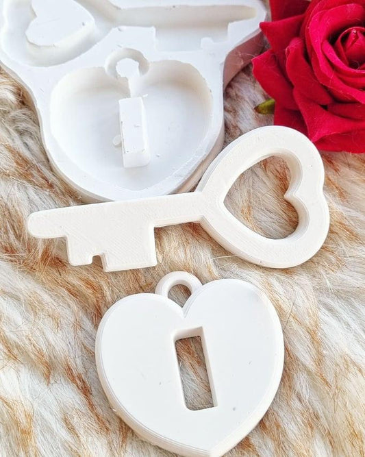 Molde duplo em silicone branco: coração com chave e forma de cadeado