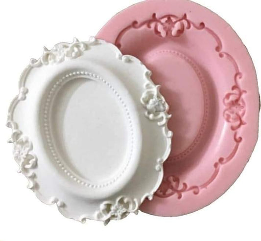 Molde de moldura oval grande rosa e branco com borda ornamentada