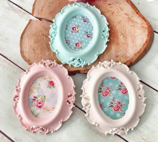 Conjunto de moldes de moldura oval com molduras azul, rosa e branca