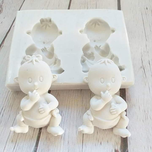 Molde de silicone para bebés, duas figuras sentadas em relevo