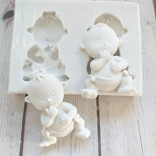 Molde de silicone para bebés com duas figuras: menino e menina