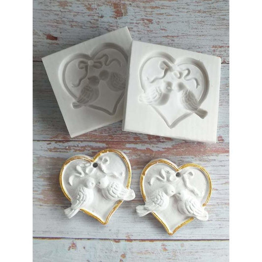 Molde de coração branco com passarinhos, conjunto com 2 peças