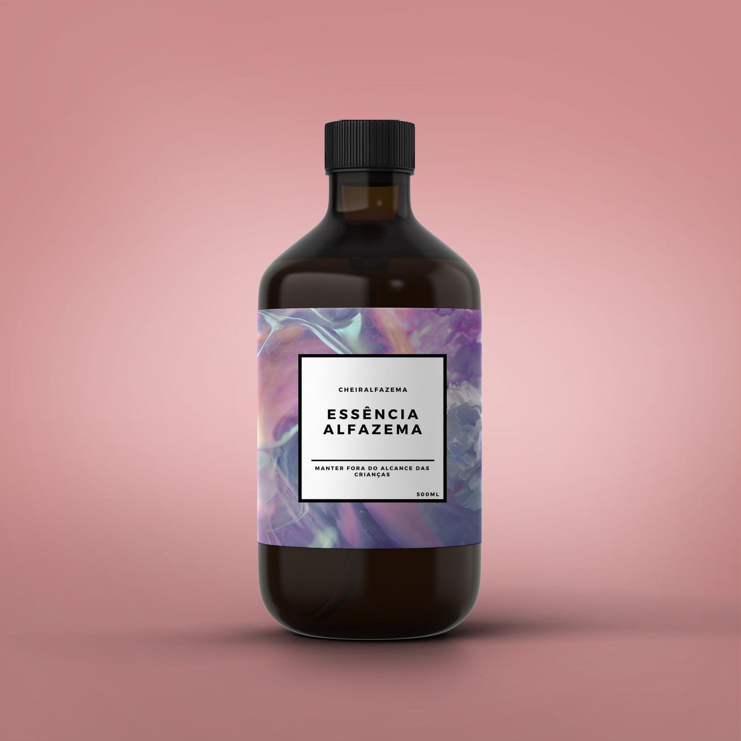 Frasco de essência Alfazema de 500 ml, com tampa preta e rótulo floral.